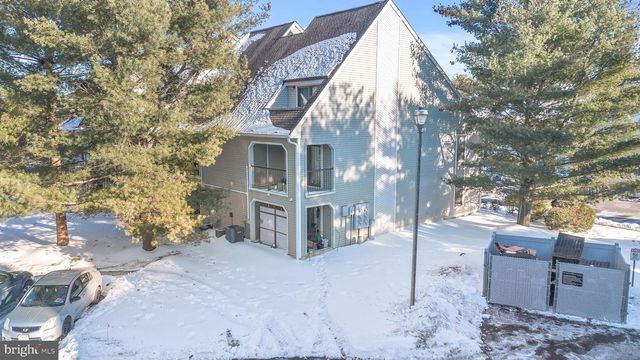 34 PROVINCETOWN DR, Marlton, NJ 08053