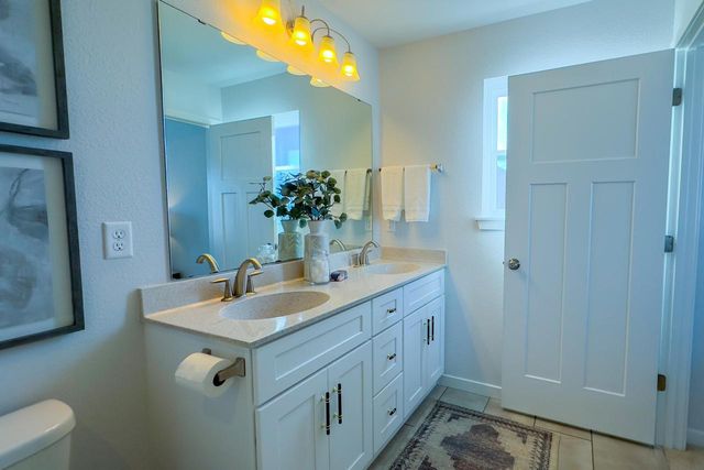 1684 Misty Ridge LANE, Grafton, WI 53024