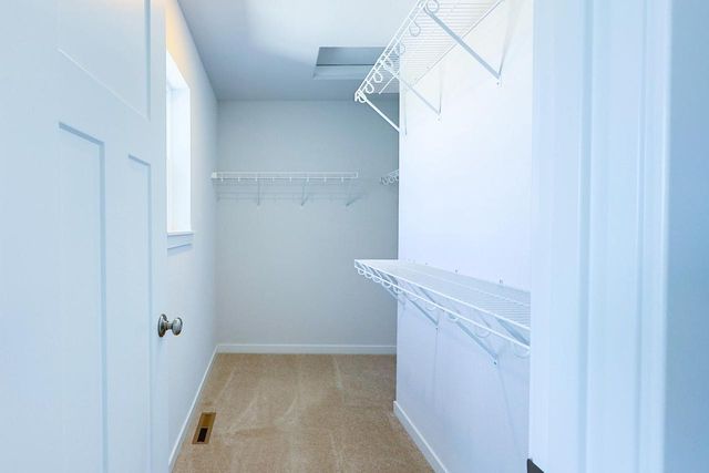 1684 Misty Ridge LANE, Grafton, WI 53024