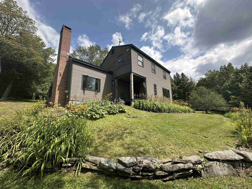 16 Nutmeg Lane, Dover, VT 05356
