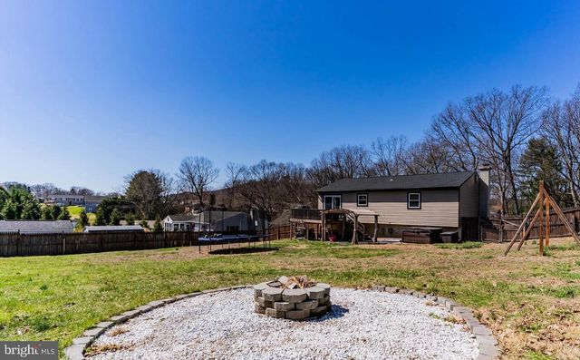 13 CRAIG RUN RD, Duncannon, PA 17020