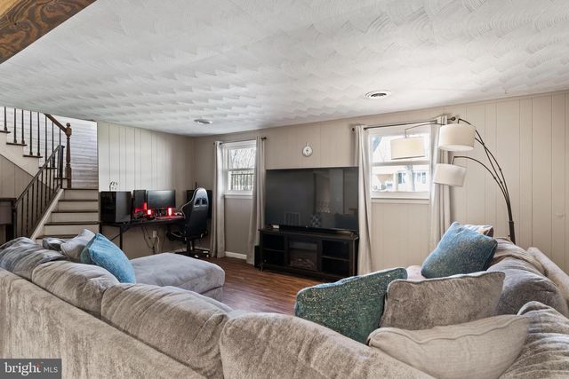 13 CRAIG RUN RD, Duncannon, PA 17020