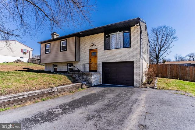 13 CRAIG RUN RD, Duncannon, PA 17020