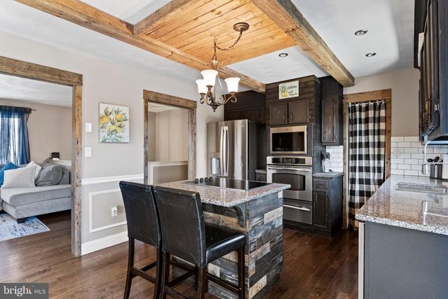 13 CRAIG RUN RD, Duncannon, PA 17020