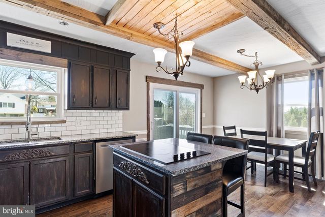 13 CRAIG RUN RD, Duncannon, PA 17020