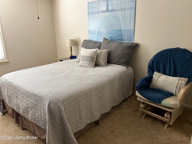 7611 Cedar Hollow Dr, Louisville, KY 40291