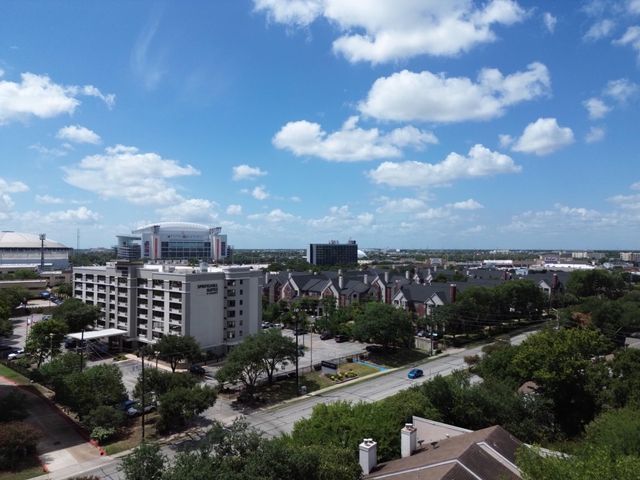 7950 N Stadium Drive 230, Houston, TX 77030