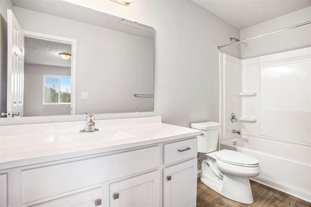 550 Snow Pine Court, Cedar Springs, MI 49319