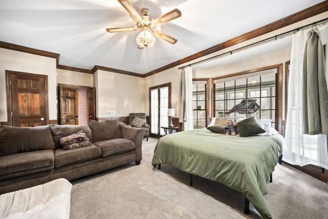 297 Mossy NW Way, Kennesaw, GA 30152