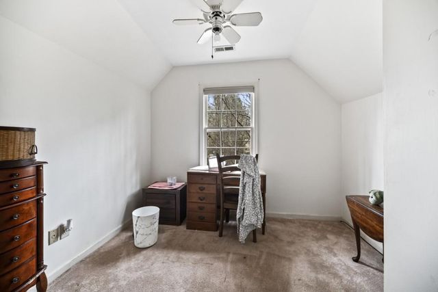 297 Mossy NW Way, Kennesaw, GA 30152