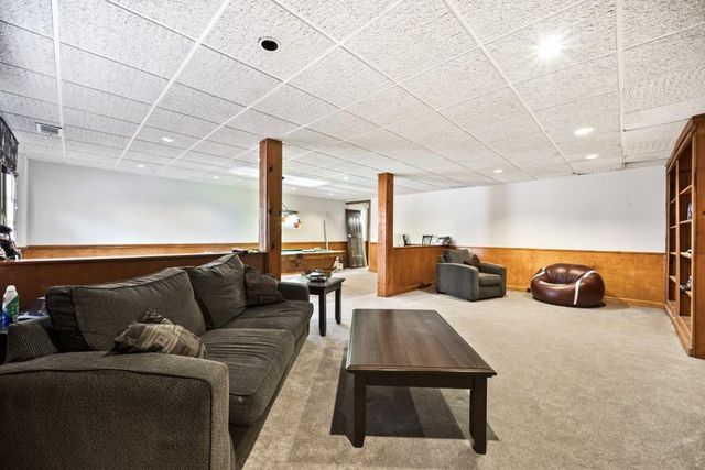 297 Mossy NW Way, Kennesaw, GA 30152