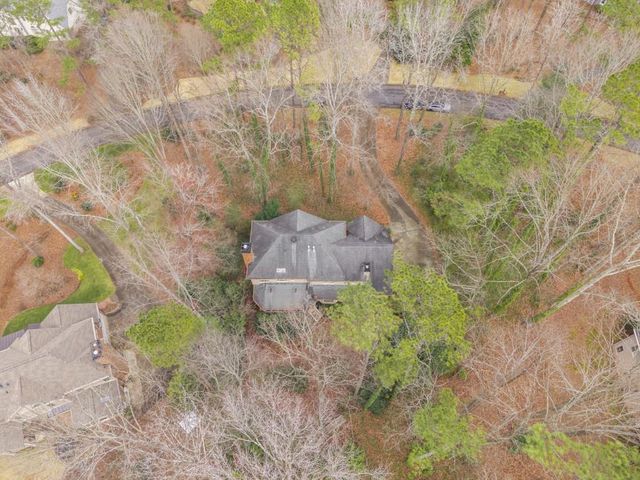 297 Mossy NW Way, Kennesaw, GA 30152