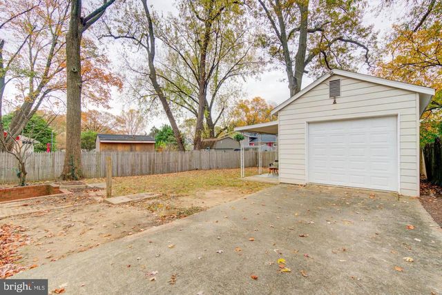 11207 EMACK RD, Beltsville, MD 20705