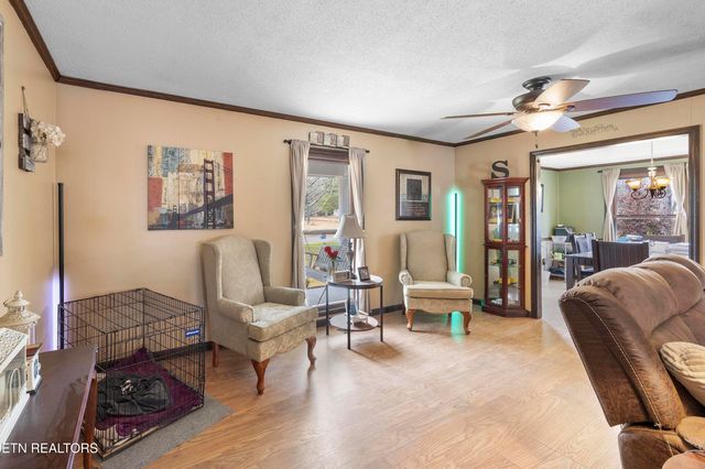 364 Orchard Valley Drive, Harriman, TN 37748