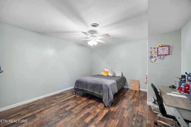 364 Orchard Valley Drive, Harriman, TN 37748