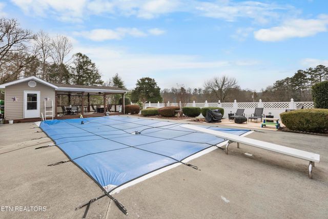 364 Orchard Valley Drive, Harriman, TN 37748