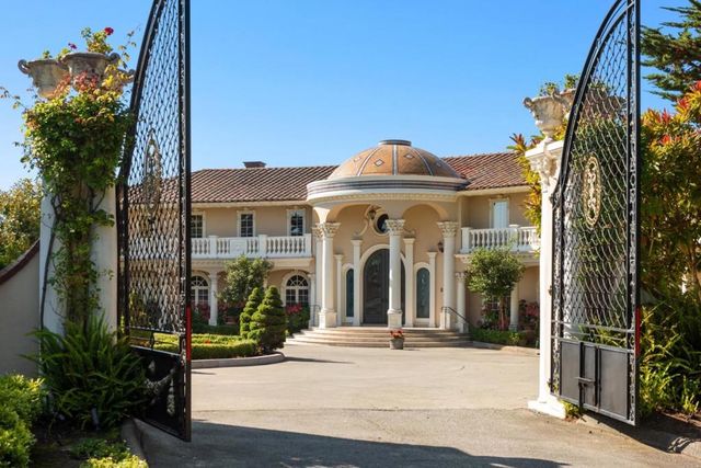 112 Holiday Drive, La Selva Beach, CA 95076