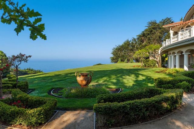 112 Holiday Drive, La Selva Beach, CA 95076