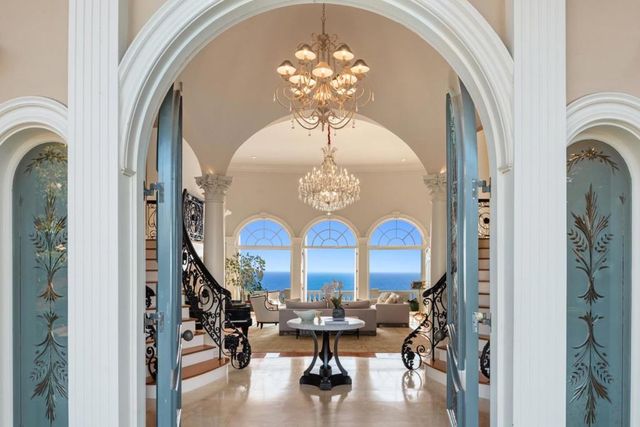 112 Holiday Drive, La Selva Beach, CA 95076