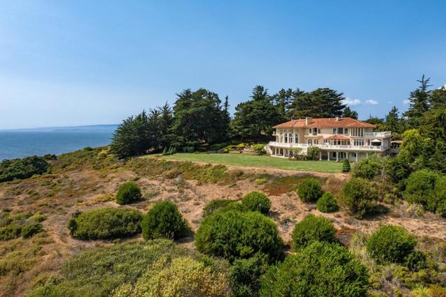 112 Holiday Drive, La Selva Beach, CA 95076