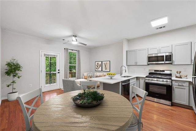 3286 Mill Springs Circle, Buford, GA 30519