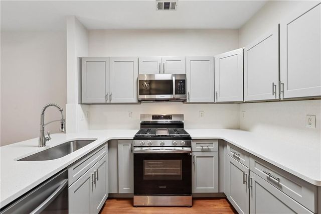 3286 Mill Springs Circle, Buford, GA 30519