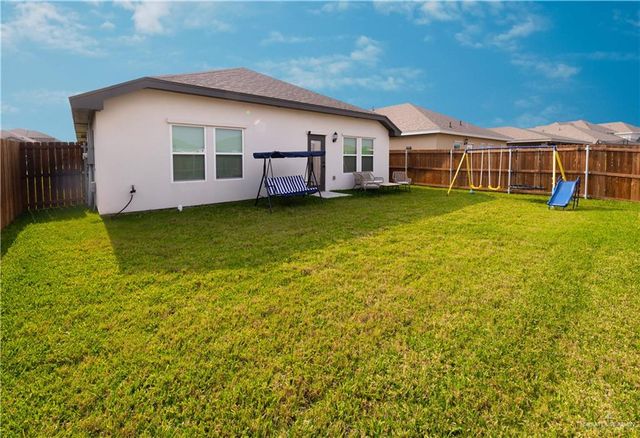 8304 N 35th Street N, Mcallen, TX 78504