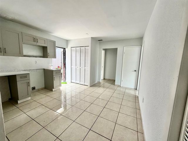 137xx SW 32nd Street, Miami, FL 33175