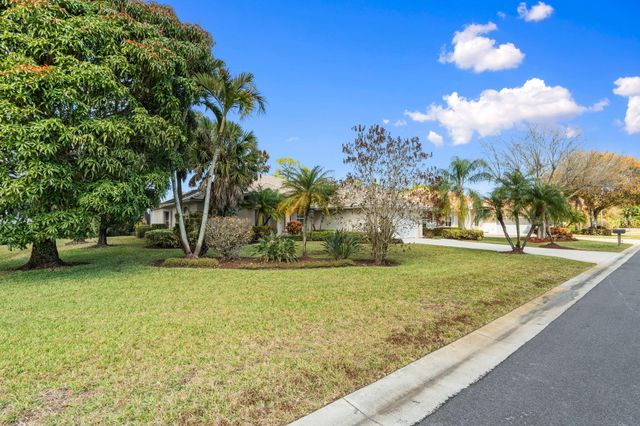 5291 SE Lost Lake Way, Hobe Sound, FL 33455