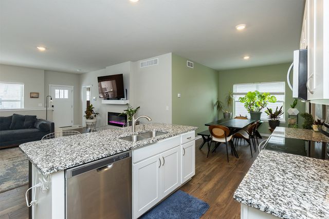 3028 NW Northwood Lane, Ankeny, IA 50023