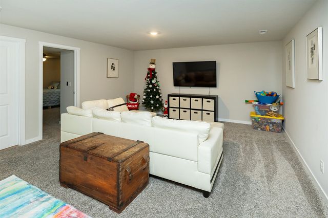 3028 NW Northwood Lane, Ankeny, IA 50023