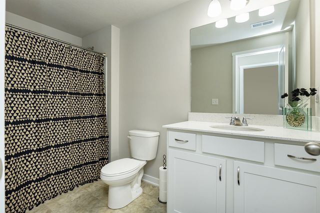 3028 NW Northwood Lane, Ankeny, IA 50023