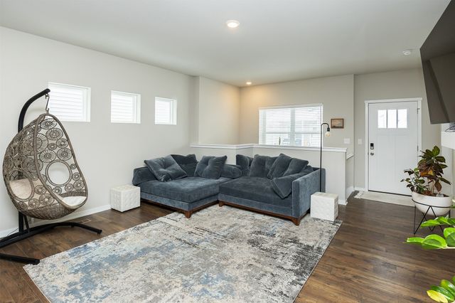 3028 NW Northwood Lane, Ankeny, IA 50023