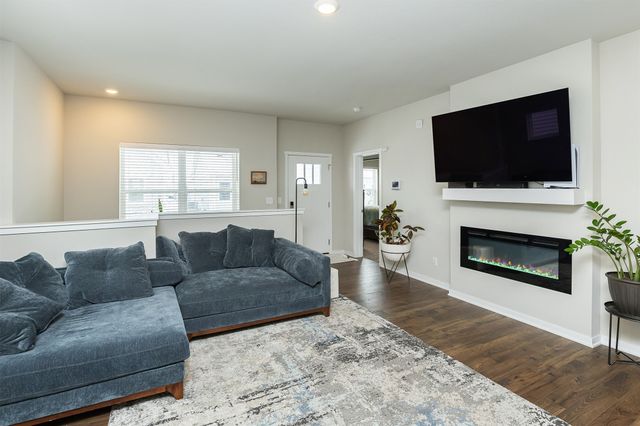 3028 NW Northwood Lane, Ankeny, IA 50023