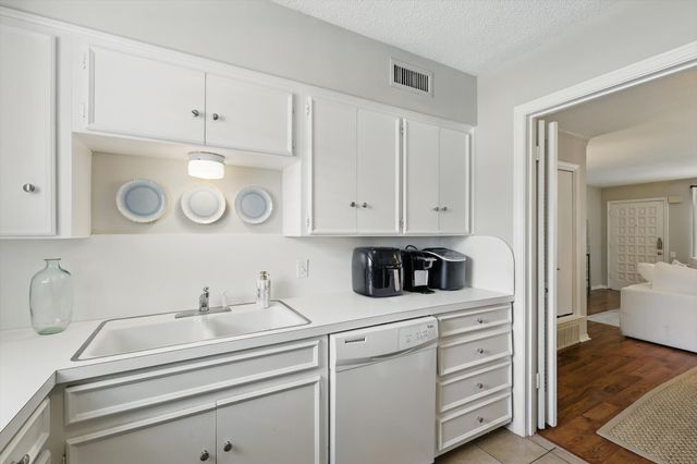 3212 Daniel Avenue C, University Park, TX 75205