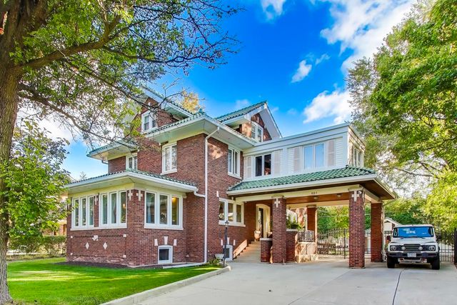 823 Jackson Avenue, River Forest, IL 60305