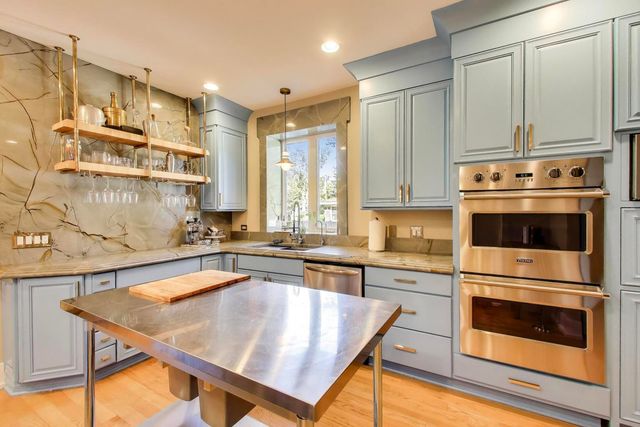 823 Jackson Avenue, River Forest, IL 60305