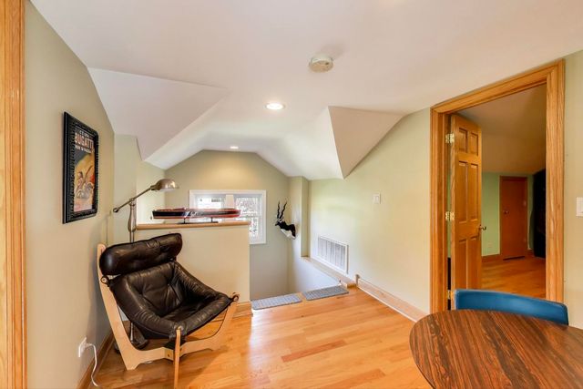 823 Jackson Avenue, River Forest, IL 60305