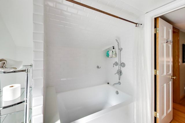 823 Jackson Avenue, River Forest, IL 60305