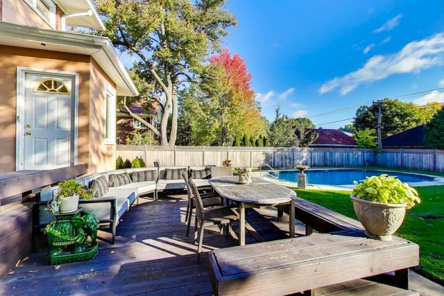 823 Jackson Avenue, River Forest, IL 60305