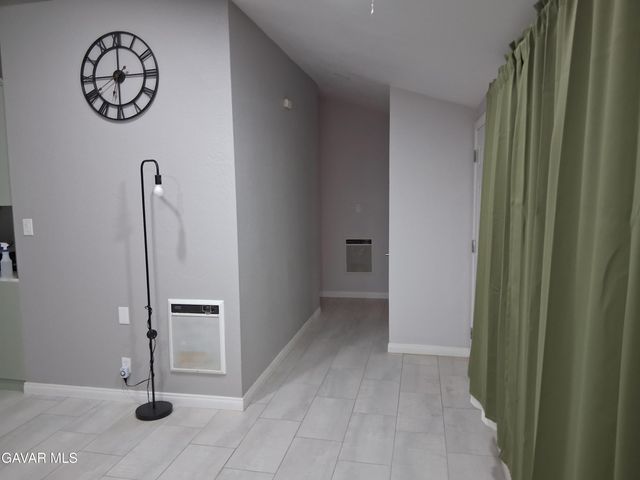 8757 N Loop Boulevard, California City, CA 93505