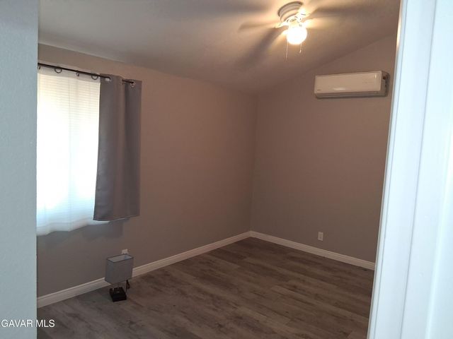 8757 N Loop Boulevard, California City, CA 93505