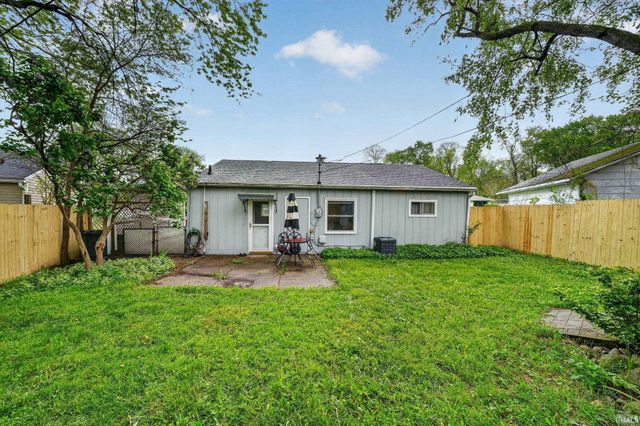 430 Teri Street, South Bend, IN 46614