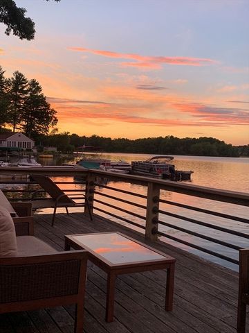 53 Pointe Rok Dr 53, Worcester, MA 01604