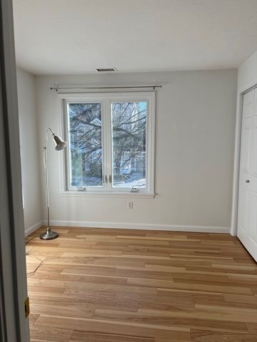 53 Pointe Rok Dr 53, Worcester, MA 01604