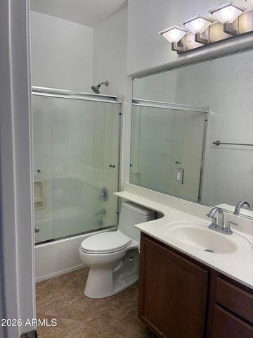2741 W REDWOOD Lane, Phoenix, AZ 85045
