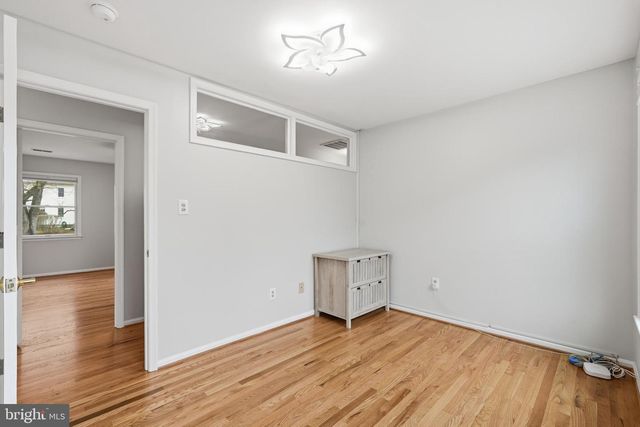 601 SIDELING CT NE, Vienna, VA 22180