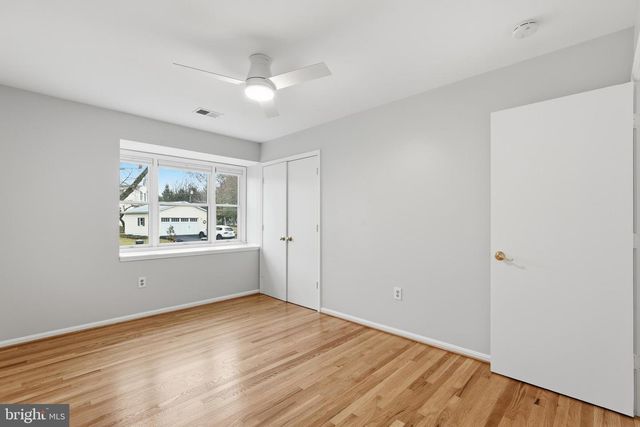 601 SIDELING CT NE, Vienna, VA 22180