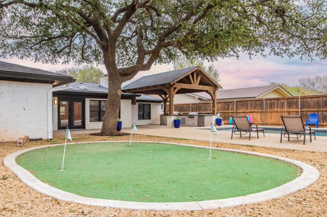4517 7th Street, Lubbock, TX 79416