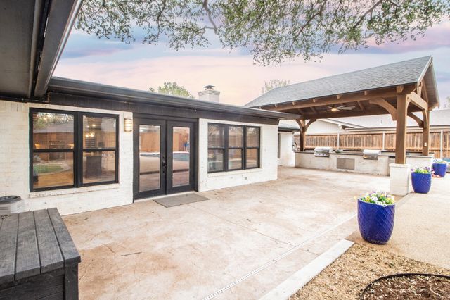 4517 7th Street, Lubbock, TX 79416